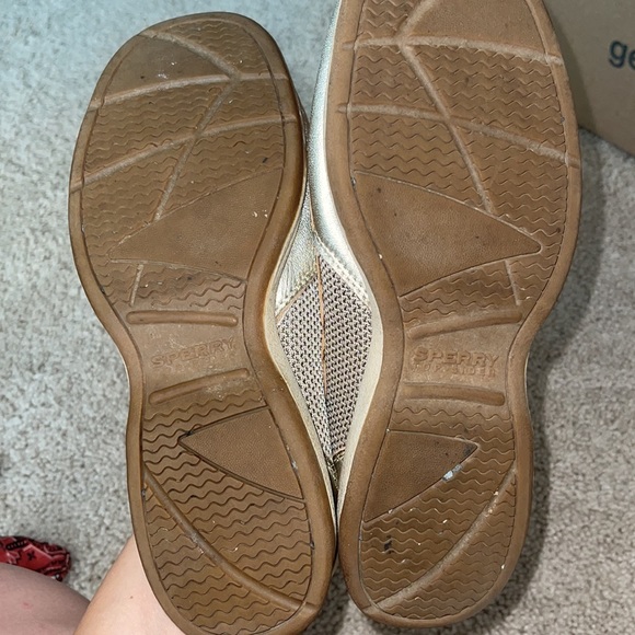 Sperrys - Picture 2 of 3